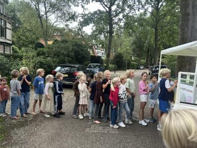 Foto 3 van 4 bij het verslag van Straatfeest Ferdinand Huycklaan